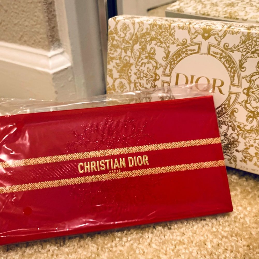 Dior 2024 Red Envelopes 8-pack